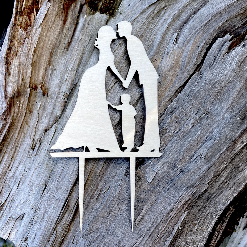 Zápich do dortu - Novomanželé a chlapeček + iniciály a datum