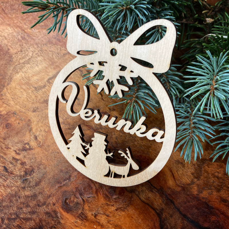 Dřevěná vánoční ozdoba se jménem