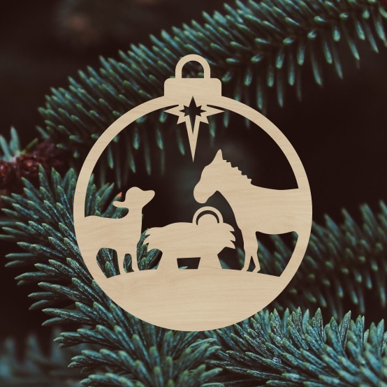 Dřevěná vánoční ozdoba s křesťanským motivem