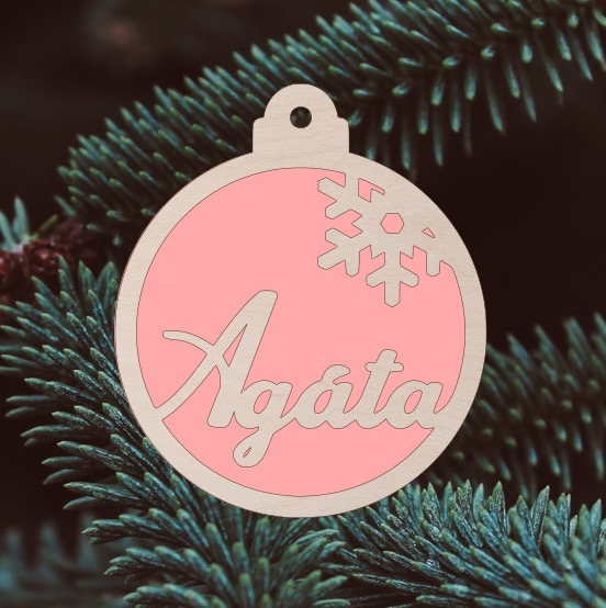 Dřevěná barevná ozdoba se jménem