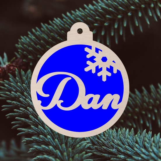 Dřevěná barevná ozdoba se jménem