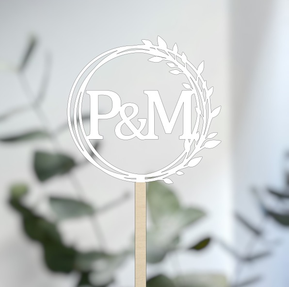 Svatební zápich do dortu s iniciály