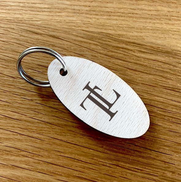 Přívěsek na klíče s iniciály