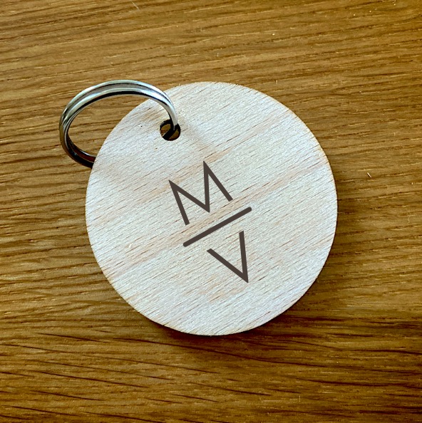 Přívěsek na klíče s iniciály