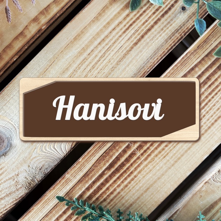 Dřevěná jmenovka na dveře