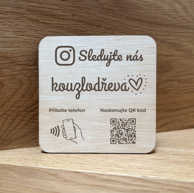 NFC + QR destička pro Instagram s vlastním logem