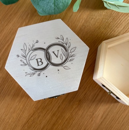 Krabička na snubní prstýnky