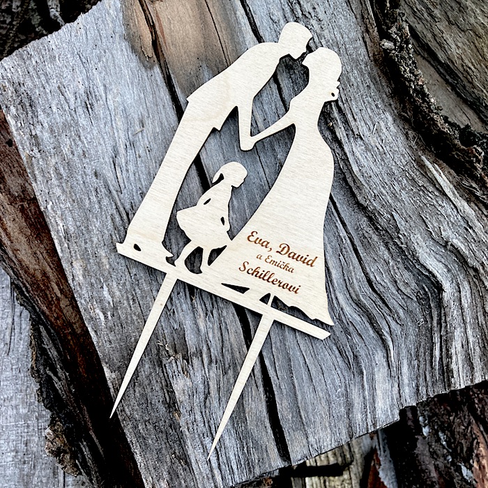 Zápich do dortu - Novomanželé a holčička + jména