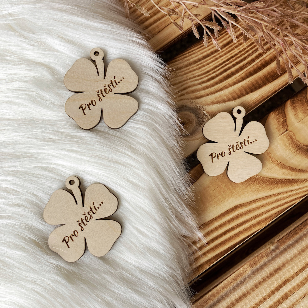 Dřevěný čtyřlístek pro štěstí...