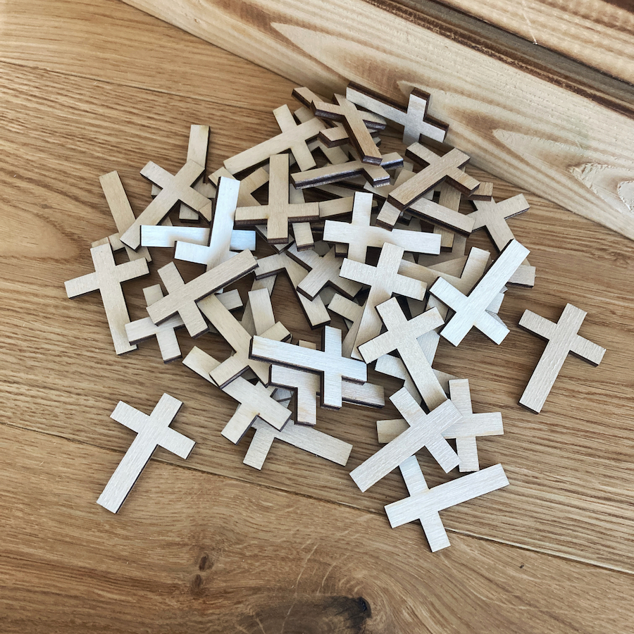 Dekorace na Halloween - kříž