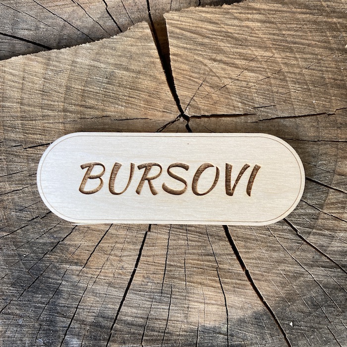 Dřevěná jmenovka na dveře