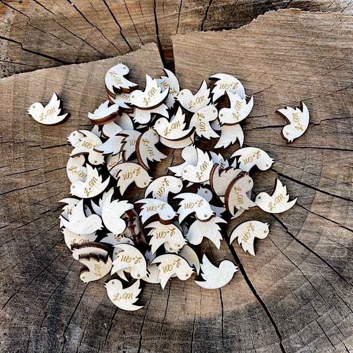 Holubice s iniciály na vývazky