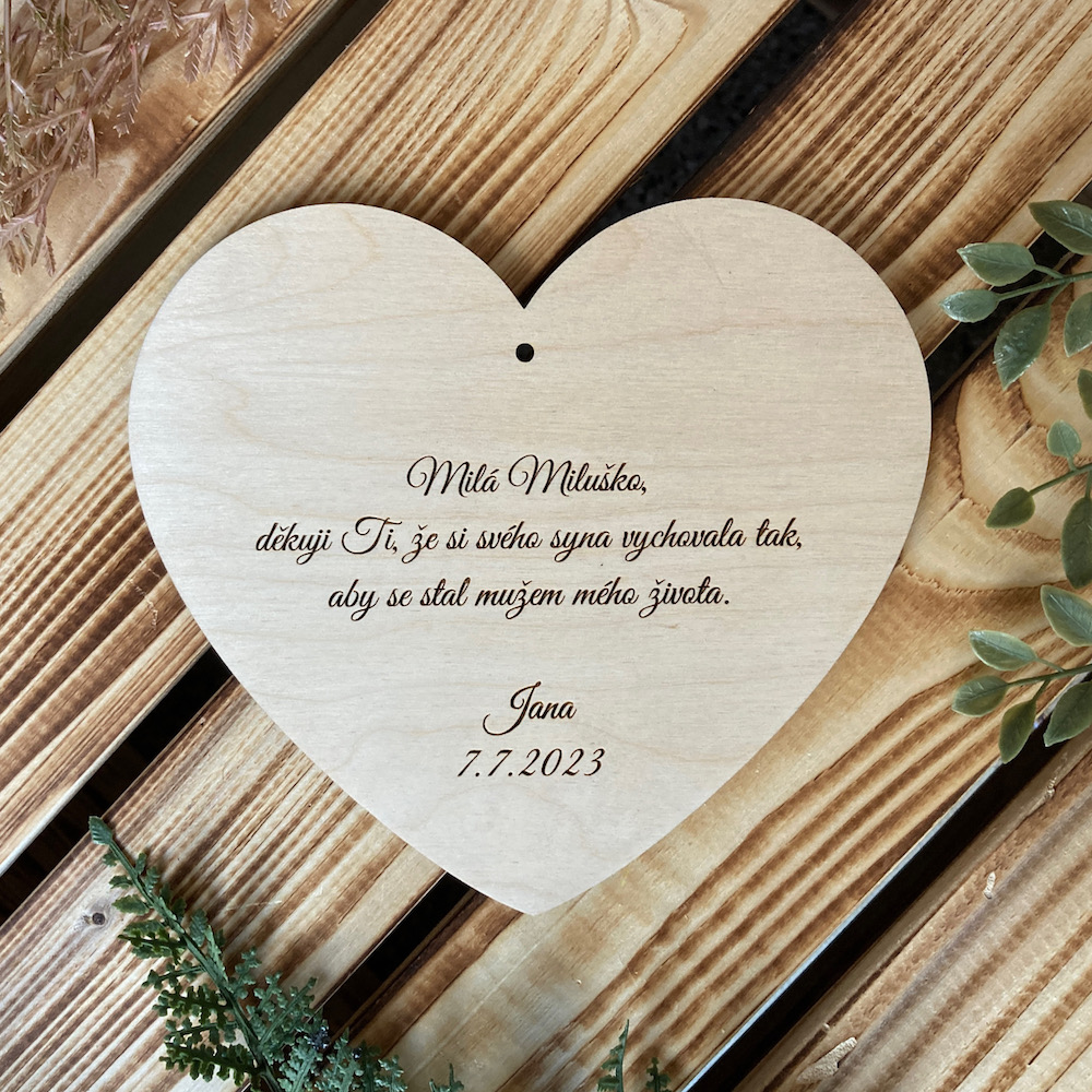 Dřevěné srdce pro rodiče za syna