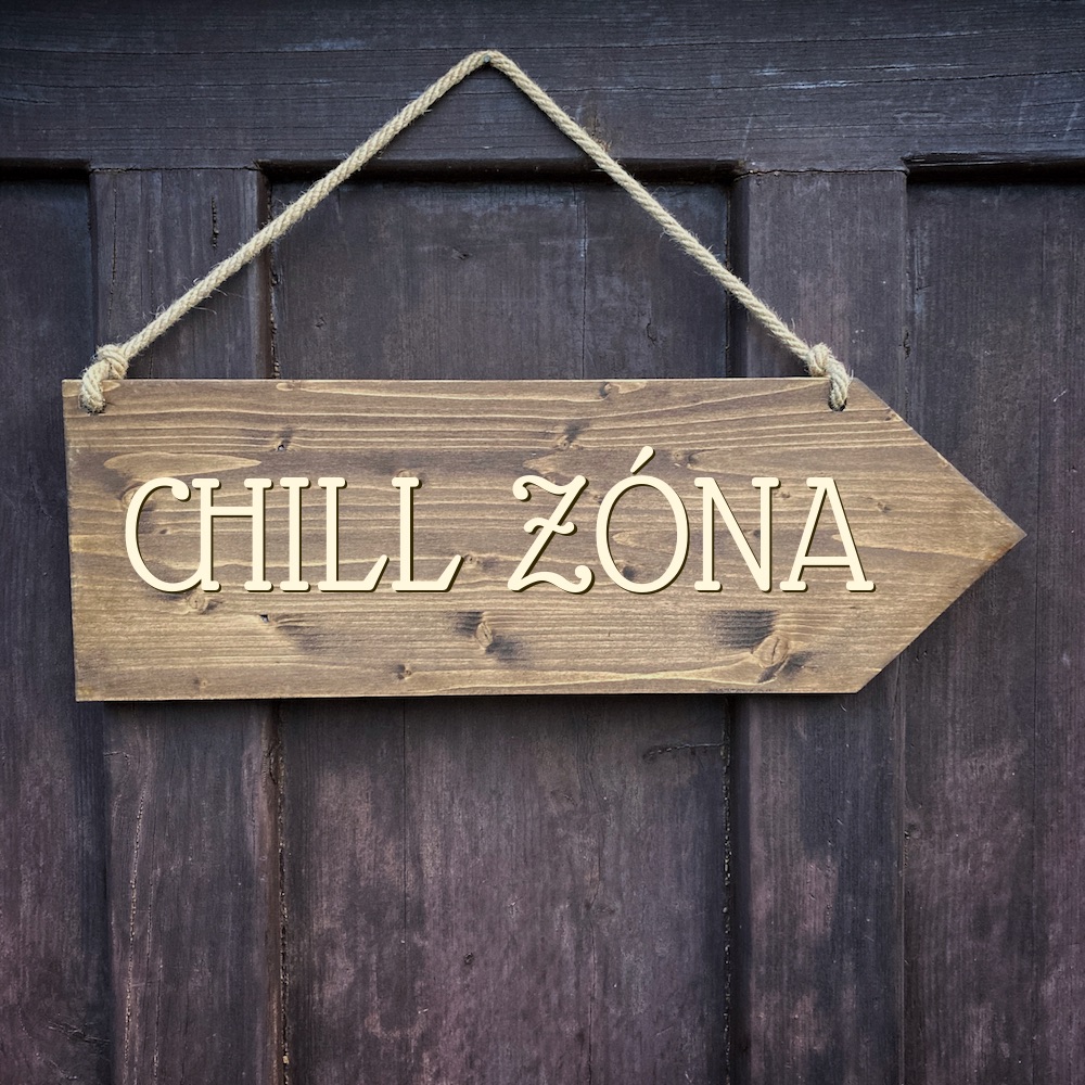 Dřevěná směrovka - CHILL ZÓNA