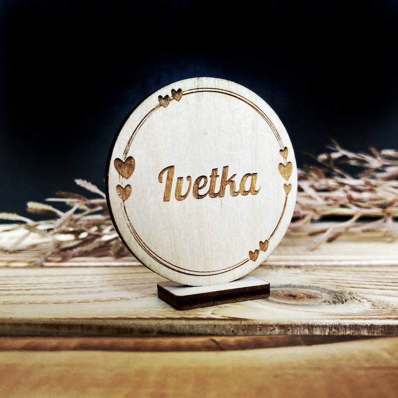 Jmenovky na svatební stůl