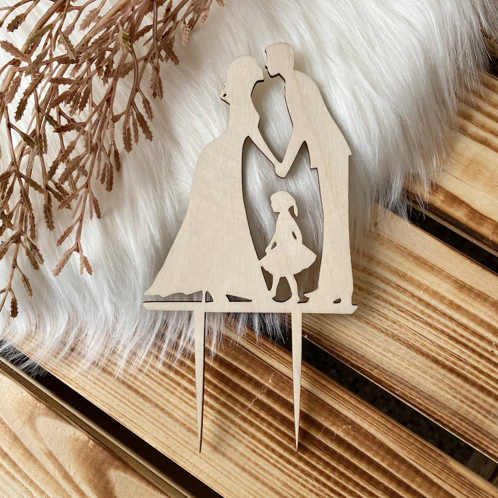 Zápich do dortu - Novomanželé a holčička