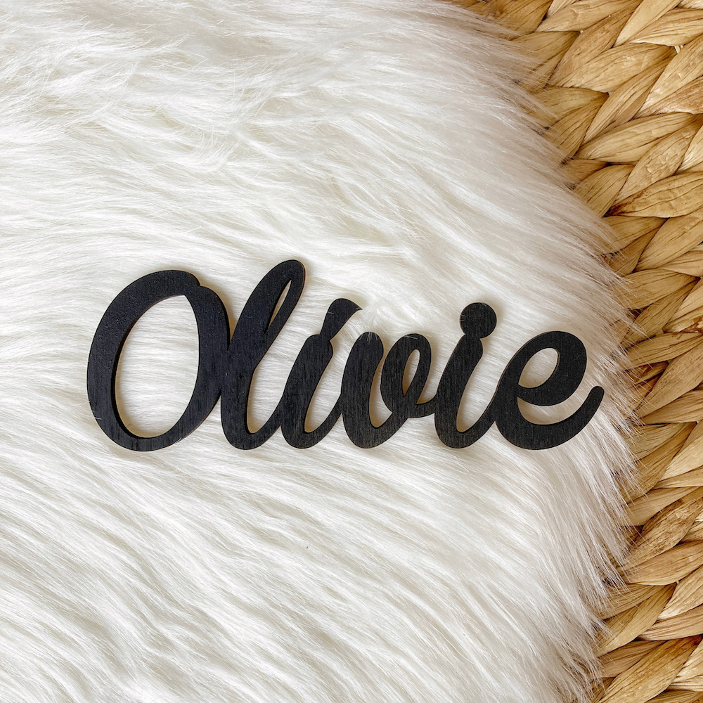 Dřevěné jméno (černé)