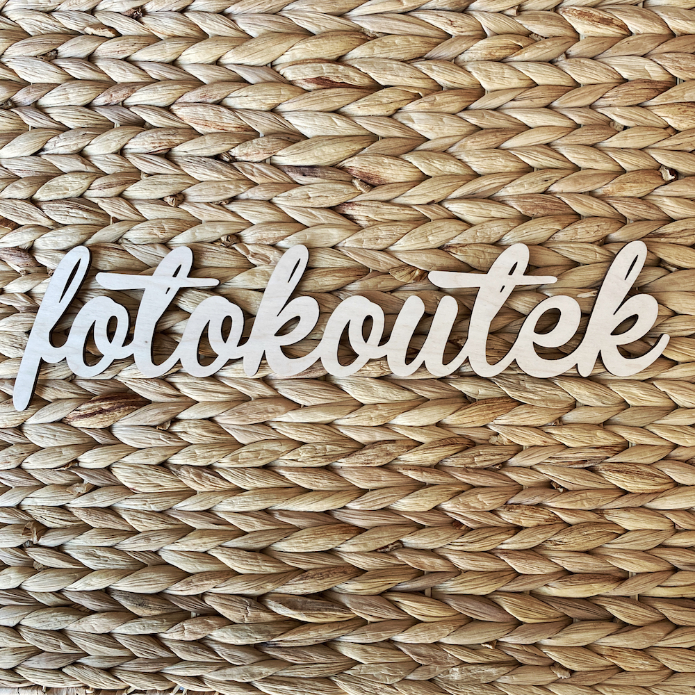 Dřevěný nápis - fotokoutek