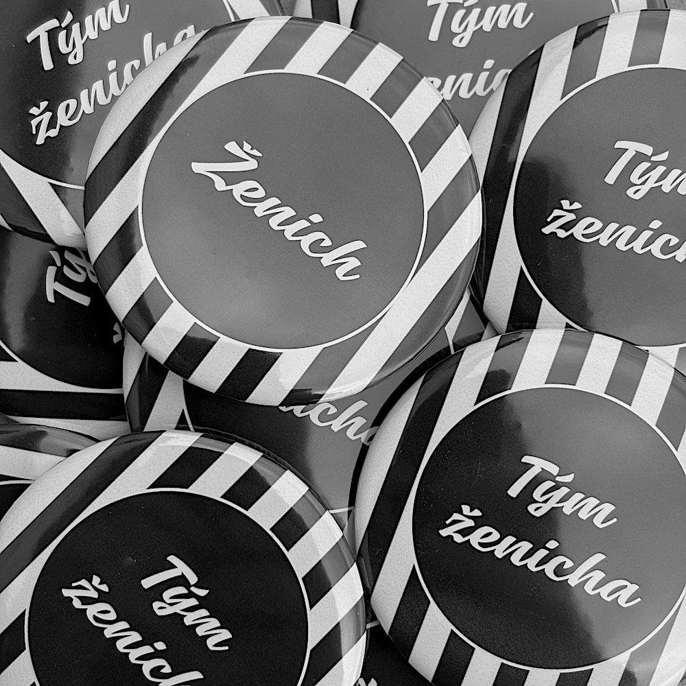 Připínací placka na rozlučku se svobodou