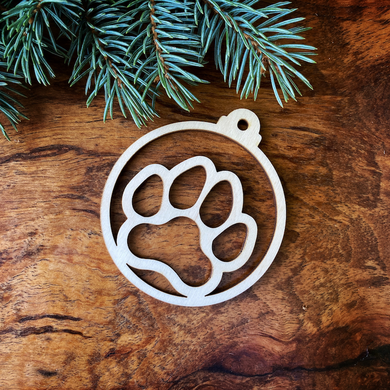 Dřevěná vánoční ozdoba - Tlapka (více variant)