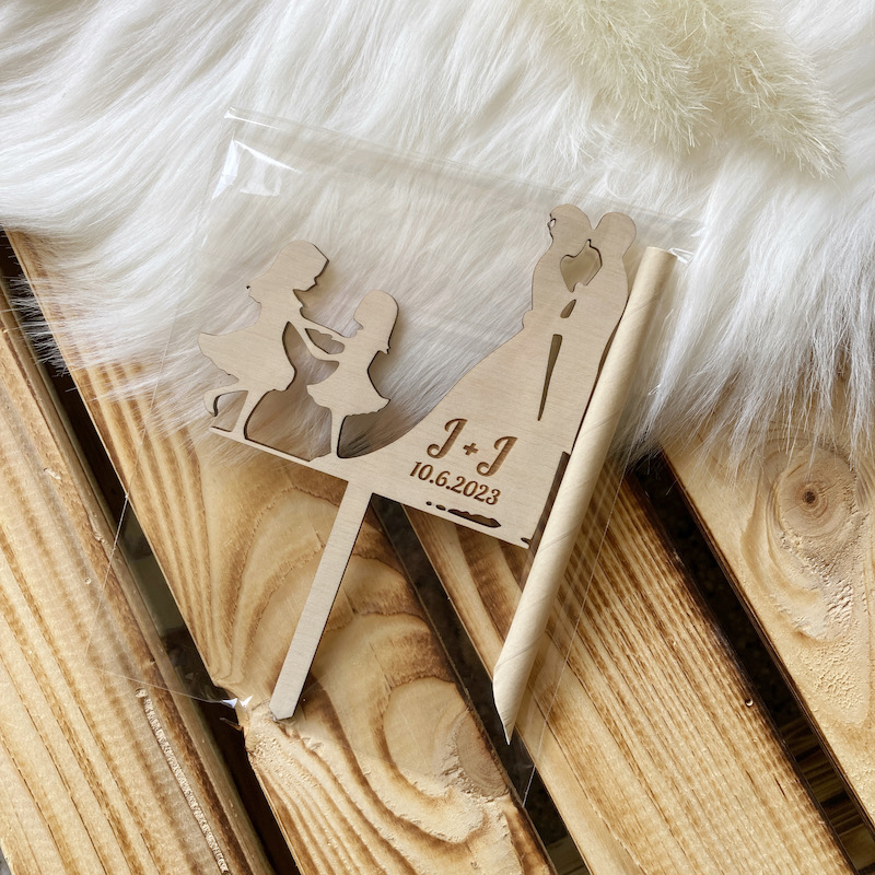 Zápich do dortu - Novomanželé a holčičky + iniciály a datum