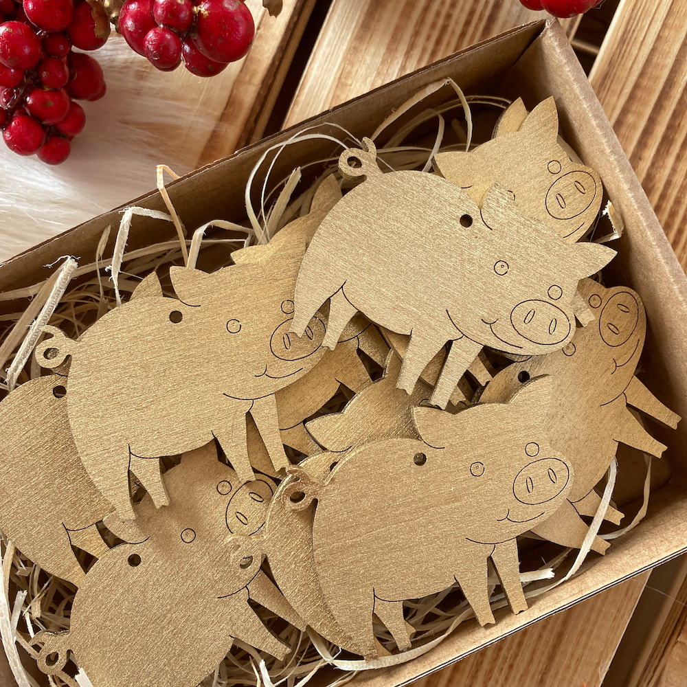 Dřevěné zlaté prasátko