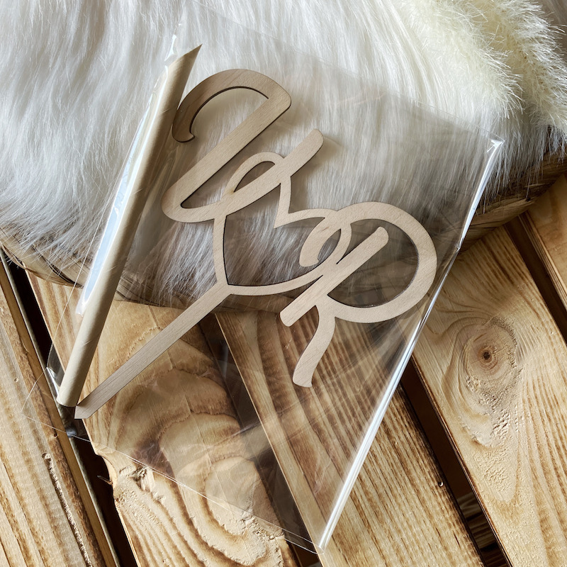 Zápich do dortu s iniciály