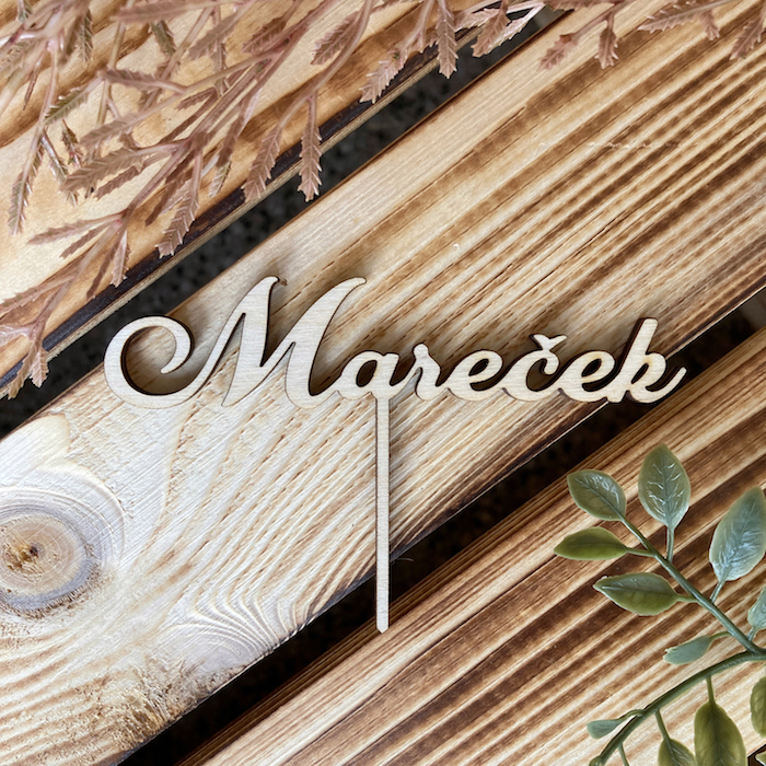 Zápich do dortu se jménem