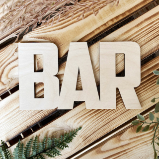 Dřevěný nápis - BAR