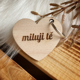 Přívěsek na klíče - miluji tě