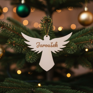 Dřevěný anděl se jménem na přání