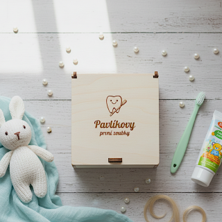 Dřevěná krabička na první zuby