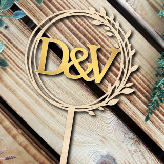 Svatební zápich do dortu s iniciály